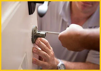 Expert Locksmith Store Maspeth, NY 718-673-6788 - 23-13