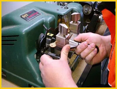 Expert Locksmith Store Maspeth, NY 718-673-6788